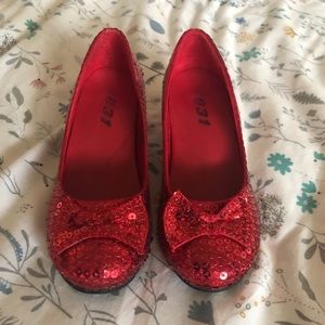 Red sequin girl heels with bow